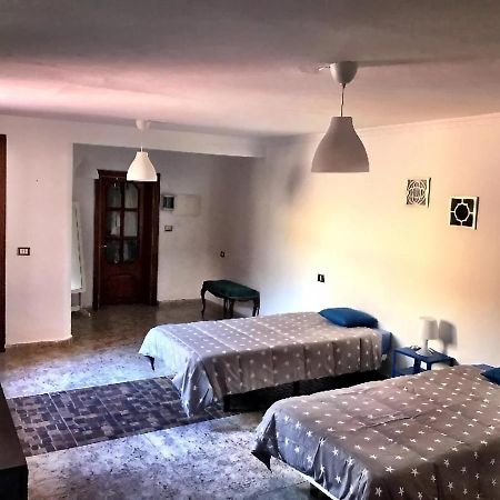 فيلا Casa Amarilla Junto Al Mar كانديلاريا المظهر الخارجي الصورة