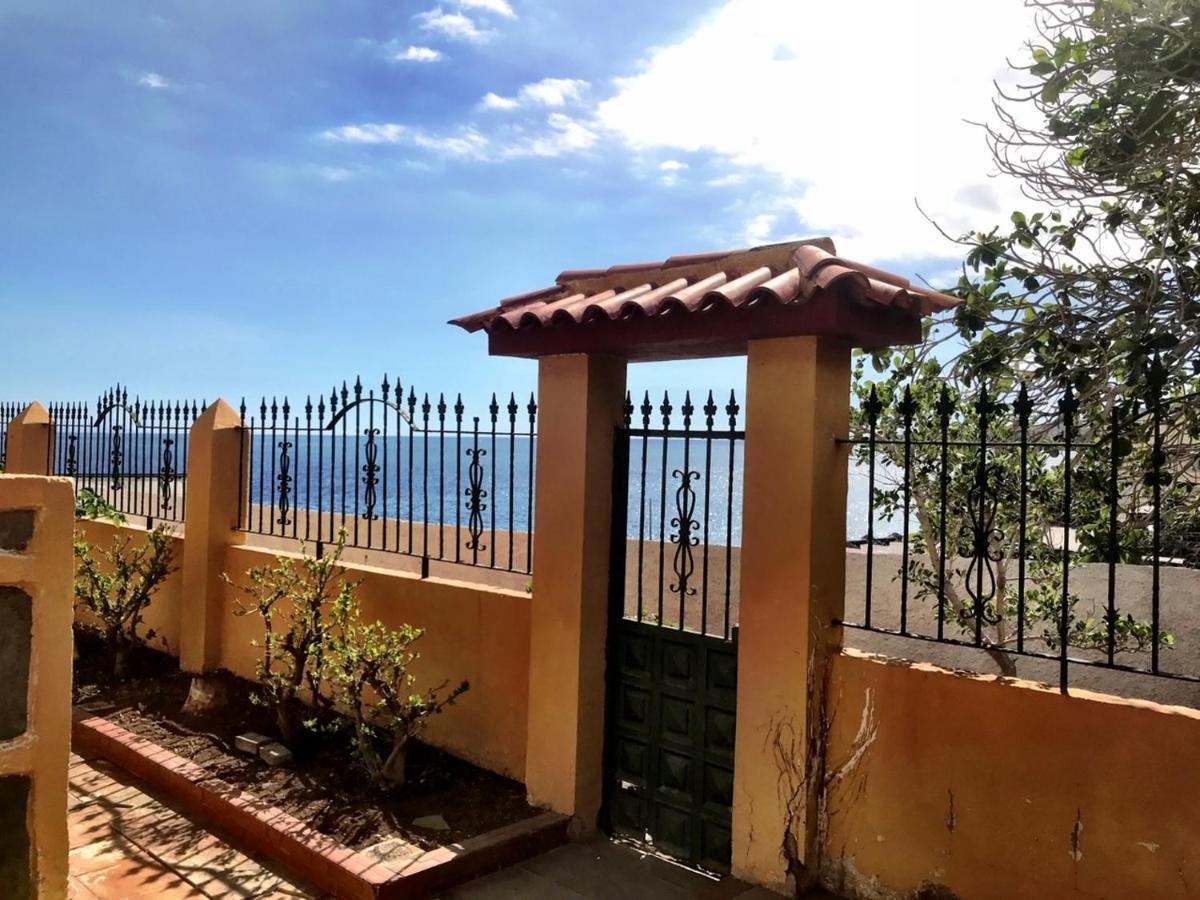 فيلا Casa Amarilla Junto Al Mar كانديلاريا المظهر الخارجي الصورة